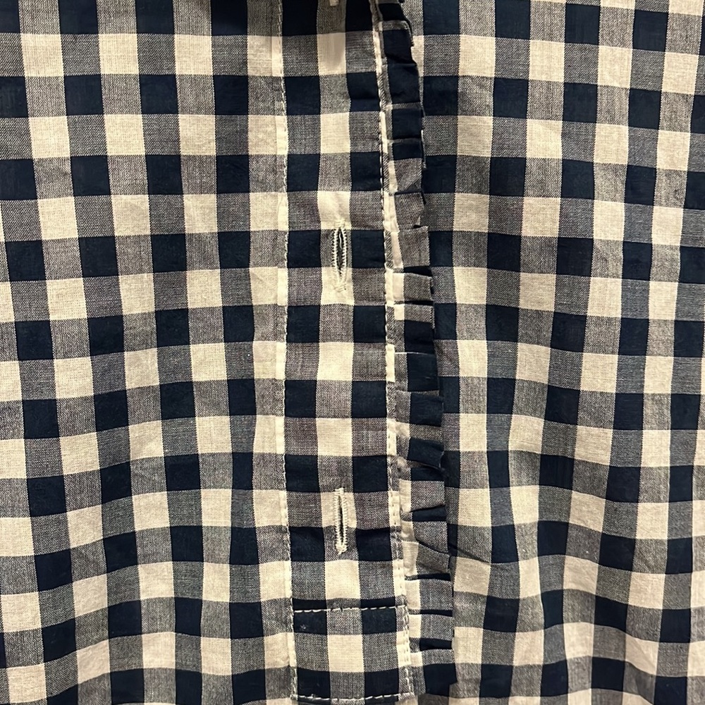 Talbots. Medium. Blue and white checked blouse. Excellent condition - Picture 3 of 6